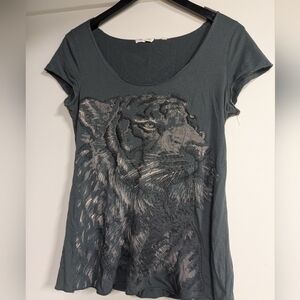 Martin + Osa Gray Embroidered Tiger Top (M) Fantastic DISCONTINUED brand